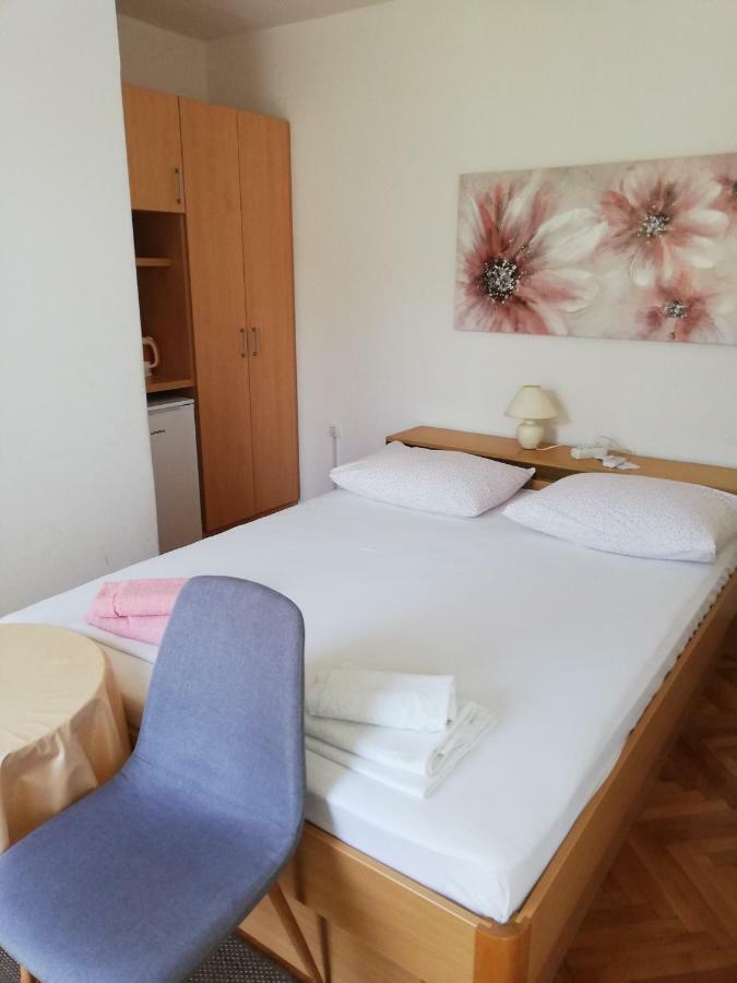 Guest House Micin Vodice Exterior foto