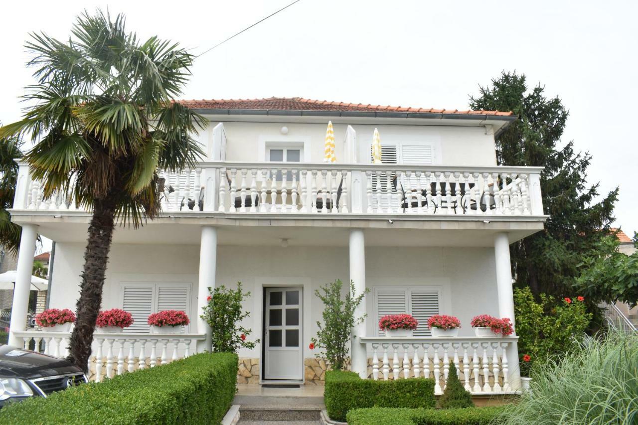Guest House Micin Vodice Exterior foto